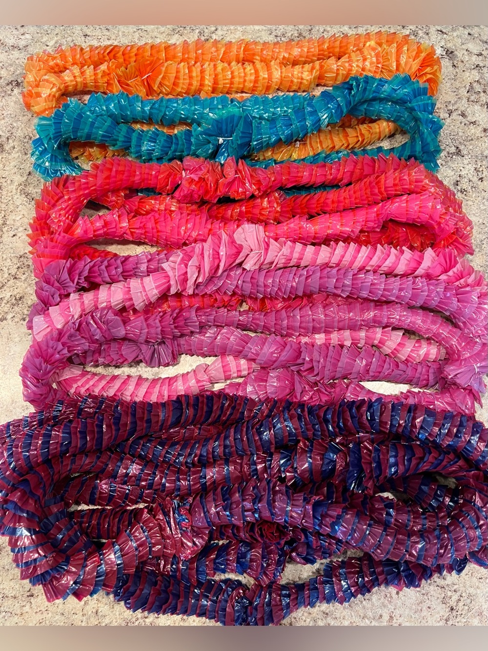 Brand New-15 Hawaiian Leis